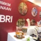Acara diselenggarakan secara hybrid dan diikuti sebanyak 105 pelaku UMKM secara langsung dan 200 pelaku UMKM lainnya berpartisipasi secara daring. (Foto Dok. BRI)