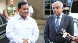 Menteri Pertahanan RI Prabowo Subianto bertemu dengan Dubes Mesir Arshaf Sulthan di kantor Kemhan. (Dok. Tim Media Prabowo Subianto)