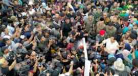 Melalui kerja sama antara Kementerian Pertahanan dan Universitas Pertahanan, Prabowo Subianto meresmikan titik sumber air bersih di Desa Karanganyar, Jampang Kulon, Sukabumi pada Sabtu (30/12/2023). (Instagram.com/@prabowo)