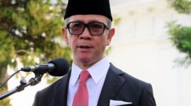 Ketua Dewan Komisioner OJK Mahendra Siregar. (Dok. Setkab.go.id)