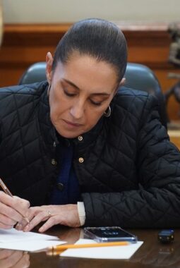 Presiden Meksiko akan Balas AS Soal Tarif, Bantah Tudingan Sekongkol dengan Organisasi Kejahatan