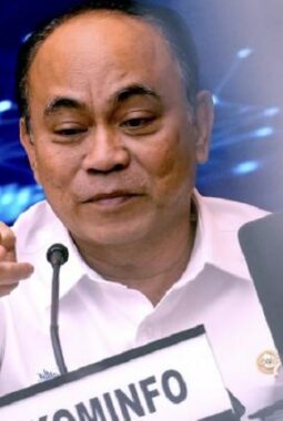 Menteri Koperasi Budi Arie Setiadi Dituduh Terima 50 Persen Komisi Judi Online, Ini Bantahan Lengkapnya