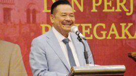 Wakil Menteri Koordinator Bidang Hukum, HAM, Imigrasi, dan Pemasyarakatan (Wamenko Kumham Imipas), Otto Hasibuan. (Dok. kemenkum.go.id)